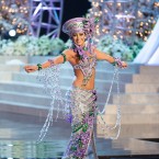 miss-universe-2012-costume-allumski-10